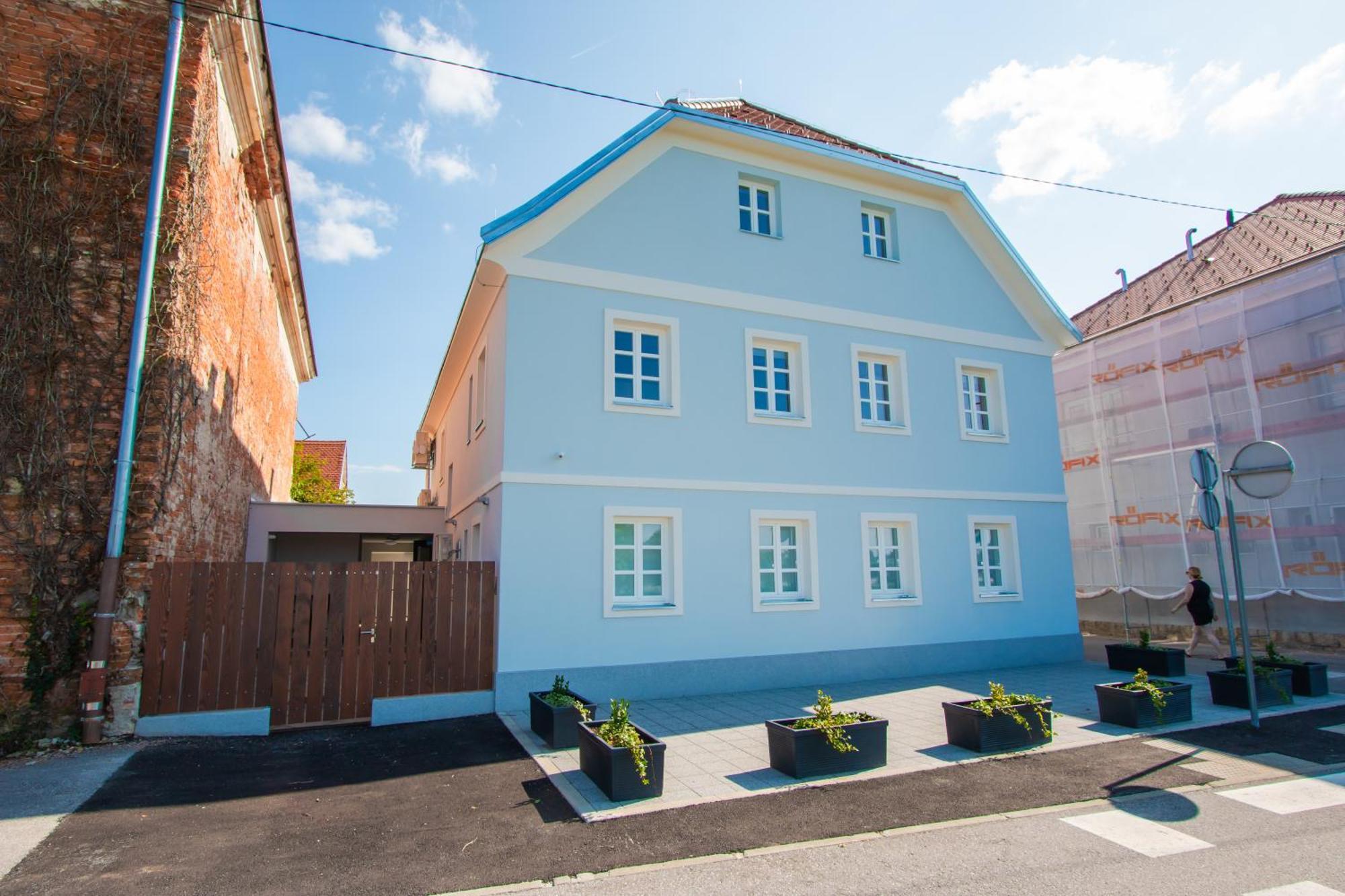 Apartmani Kac Karlovac Exterior photo